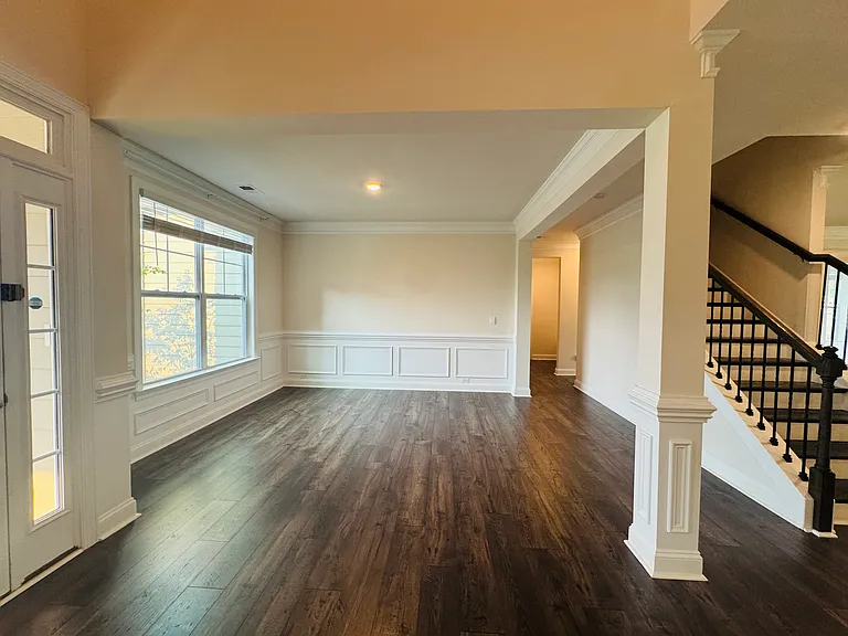 4959 Tacoma Dr — Photo 6