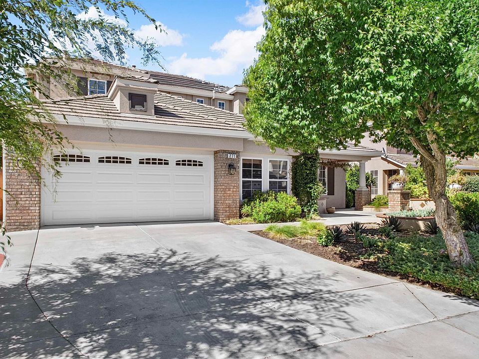 1st image of 271 Kelley Mist Ct