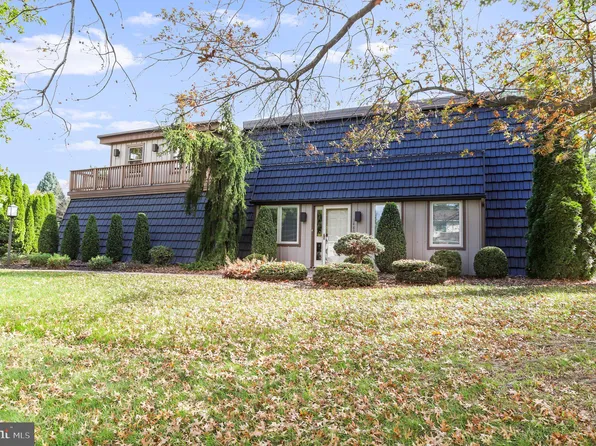 3480 Carnoustie Dr, Chambersburg, PA 17202