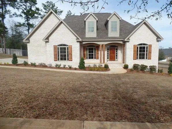 405 Gladstone Way, Dothan, AL 36305