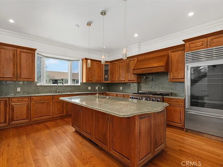7822 Truxton Ave — Photo 13