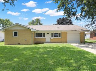 6 Lane Dr, Paxton, IL 60957