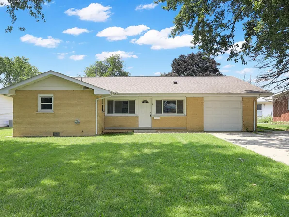 6 Lane Dr, Paxton, IL 60957