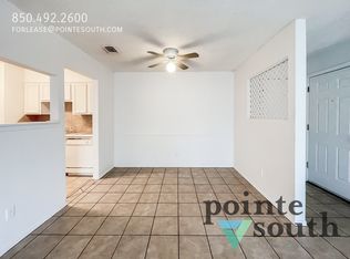 320 N Crow Rd #B, Pensacola, FL 32506