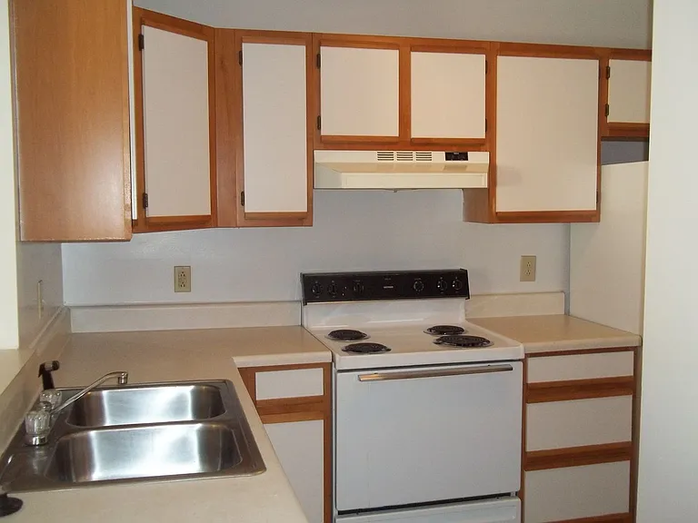 Featherstone Apartments at Kiln Creek — Photo 69