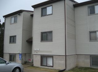 2631 Westwinds Dr APT 3, Iowa City, IA 52246