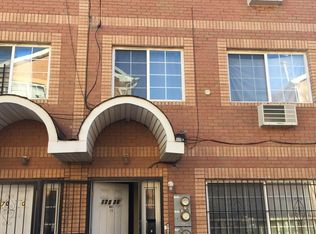 17038 Nat Ct APT 3, Jamaica, NY 11433