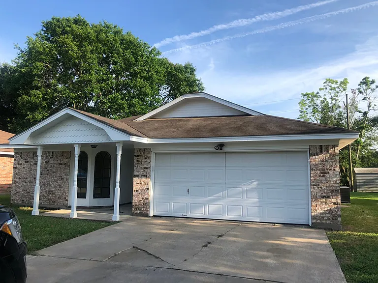 9275 Glynn Ln — Photo 2