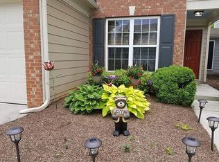 329 Balaban Cir, Woodstock, GA 30188