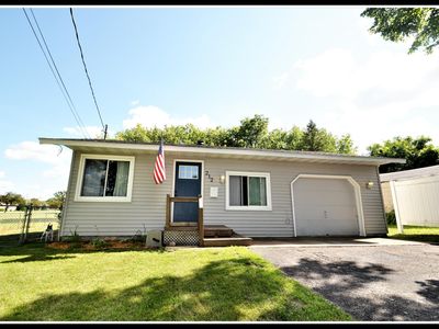 212 4th Ave SW, Forest Lake, MN, 55025
