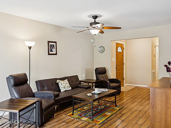 4th image of 22 Phillips Road