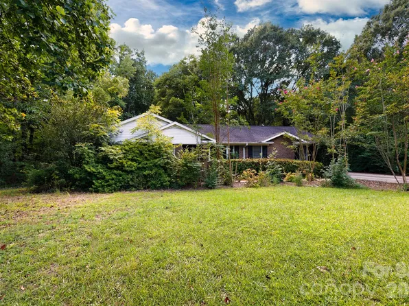 3550 Tree Line Dr, Rock Hill, SC 29732