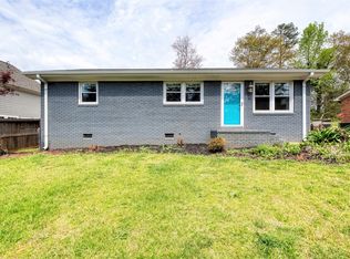 563 Lowndes Hill Rd, Greenville, SC 29607