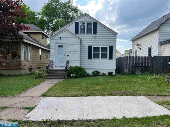 1523 16th Ave E, Hibbing, MN 55746