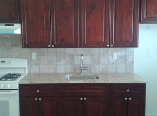 7547 61st St, Ridgewood, NY 11385