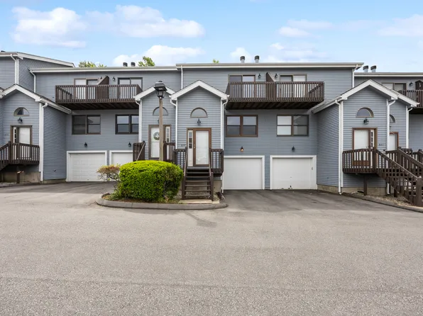 804 Lake Vista Drive #804, East Hampton, CT 06424