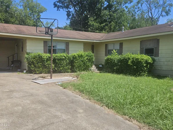 405 W 11th St, Yazoo City, MS 39194