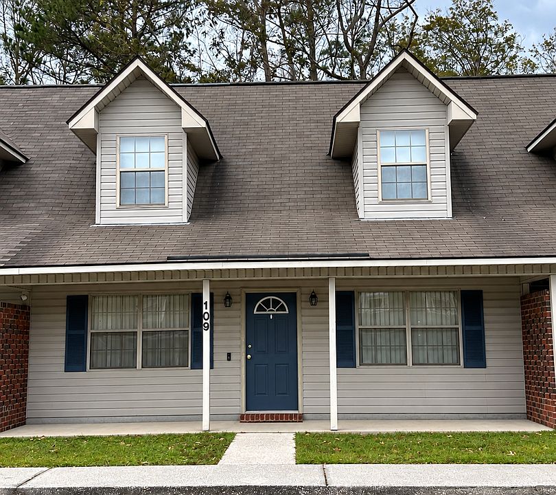 1st image of 109 Towne Park Dr