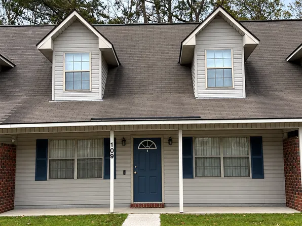 109 Towne Park Dr, Rincon, GA 31326