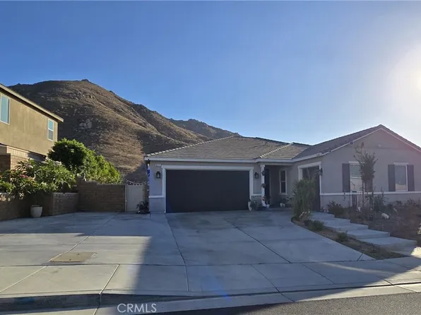 8221 Muir Ln, Riverside, CA 92507