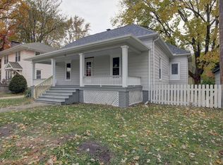 106 W Washington St, Urbana, IL