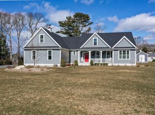 127 Elgin Rd, Pocasset, MA 02559