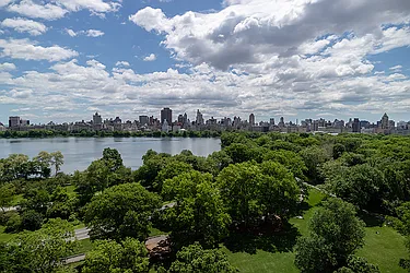 Rented by Rita S Citrin, LREB