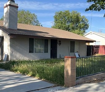 1118 E Campus Way, Hemet, CA, 92543