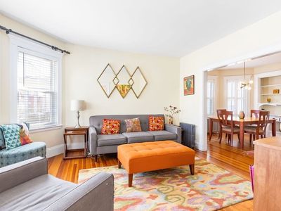 17 Seymour St #1, Roslindale, MA, 02131