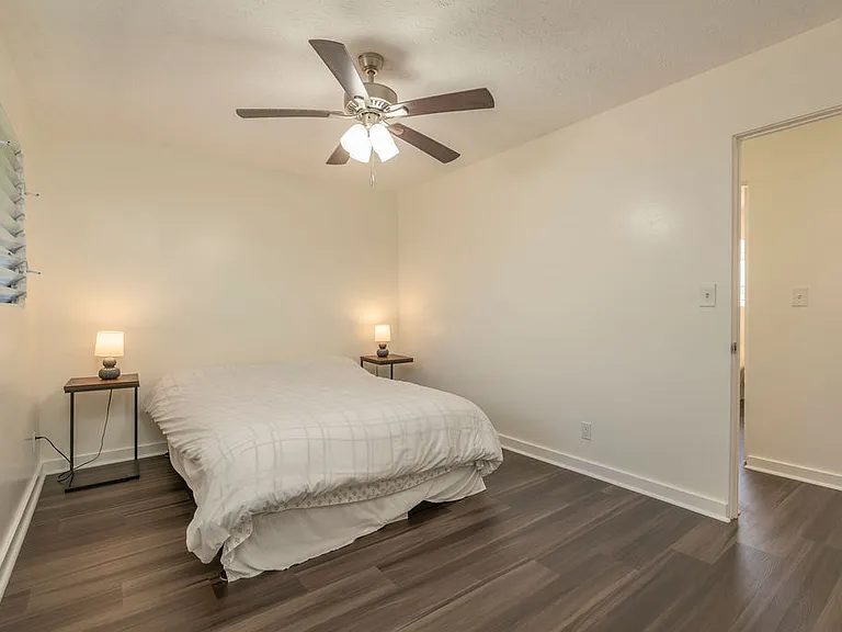 Plumeria Rd — Photo 12