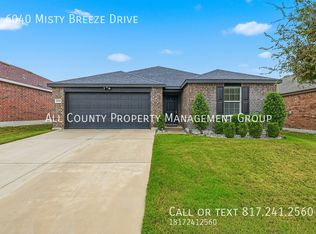 6040 Misty Breeze Dr, Fort Worth, TX 76179