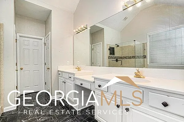 540 Oak Alley Way — Photo 9