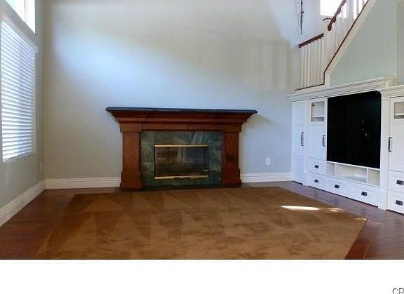 3rd image of 21 Mallorn Dr