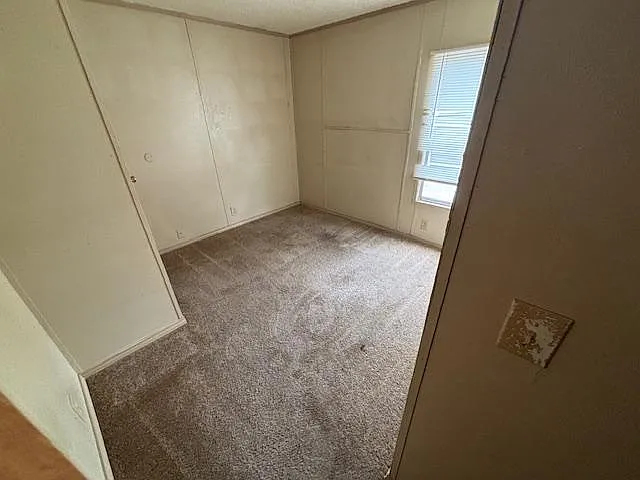 Unit Photo