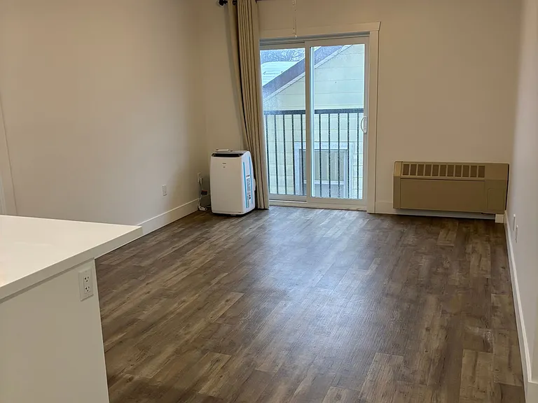 69 Curtis St #302 — Photo 2