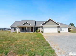 15702 Jadin Rd, Marion, IL 62959
