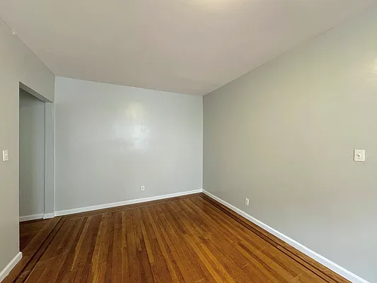 Rented by Pear NYC LLC | media 10