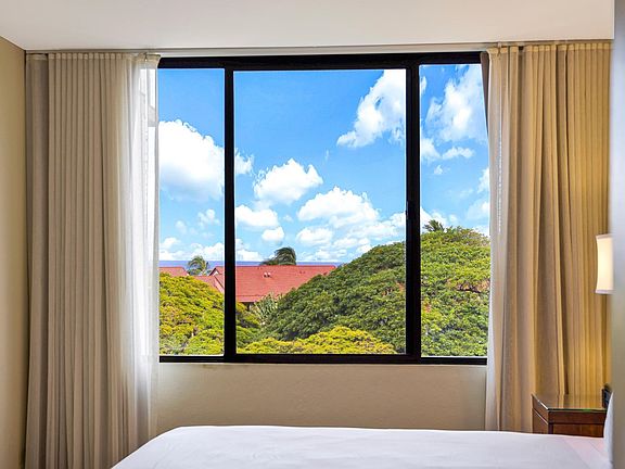 3rd image of 3445 Lower Honoapiilani Rd #618