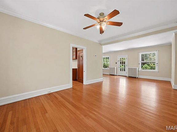 5th image of 7051 Waterman Ave