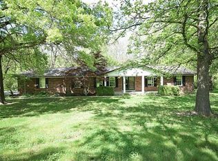 16450 Fleur Du Bois Ct, Florissant, MO 63034