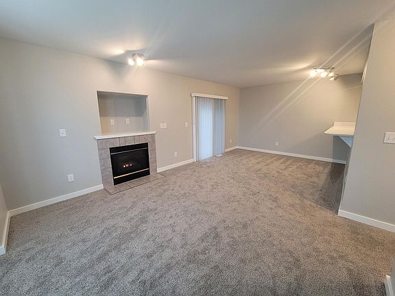 Living/dining view 2