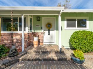 9048 Simmons Rd, Redding, CA 96001