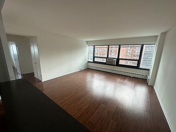 2nd image of 333 W Barry Ave #2100