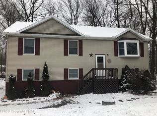 6130 Cumberland Rd, Tobyhanna, PA 18466