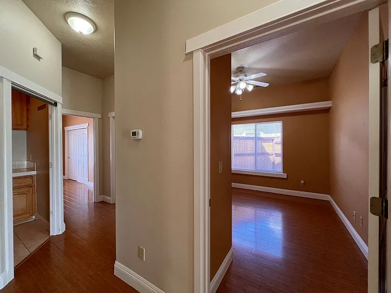 1021 Pepper Ln — Photo 24