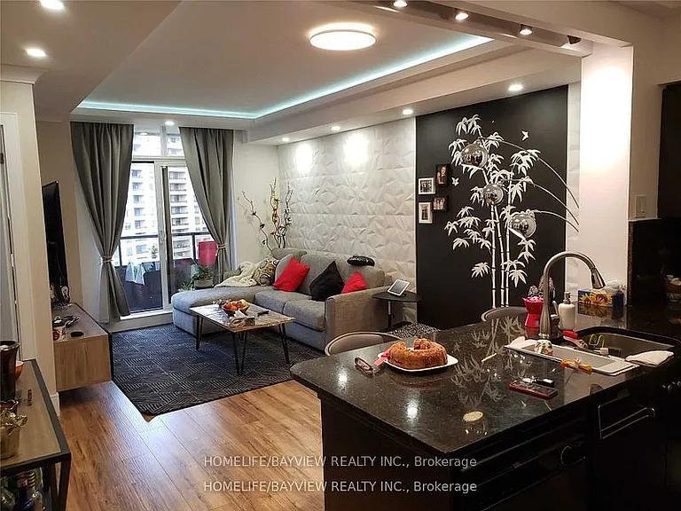 9225 Jane St #1006 — Photo 4