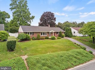 334 Owl Hill Rd, Lititz, PA 17543