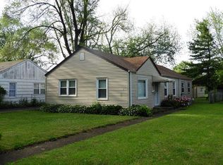 1621 Lyons Ct, Waukegan, IL 60085