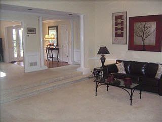 2nd image of 2020 Cresthaven Walk