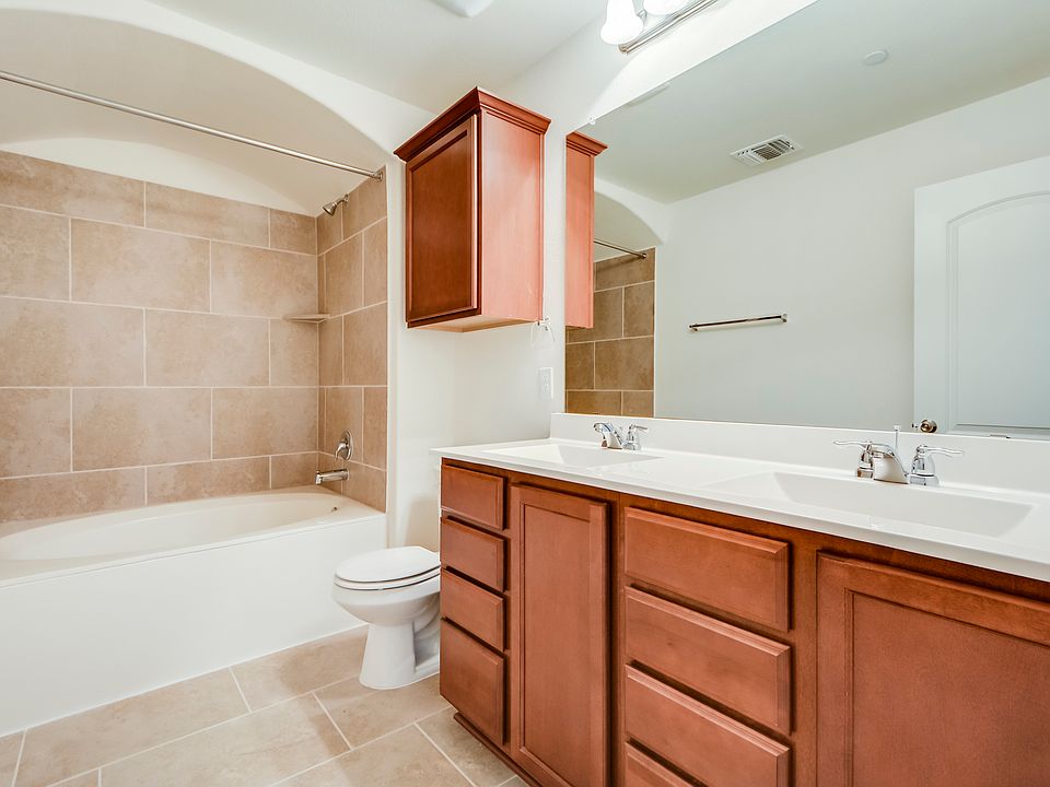 1st image of 1620 Bryant Dr Unit 1703